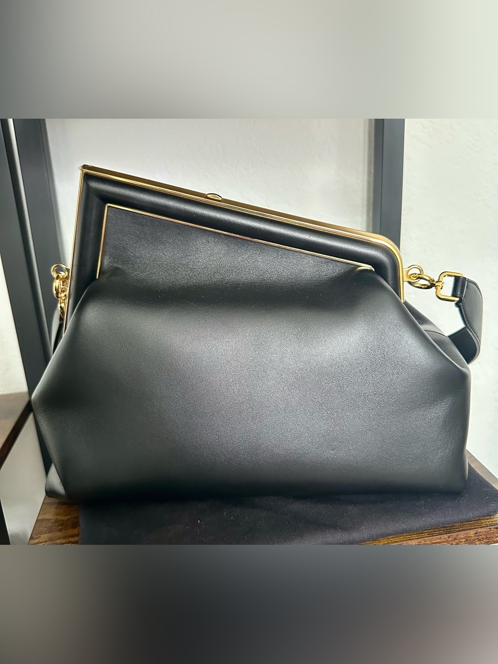 New FENDI First Nappa Medium Shoulder Bag - Picture 4 of 9